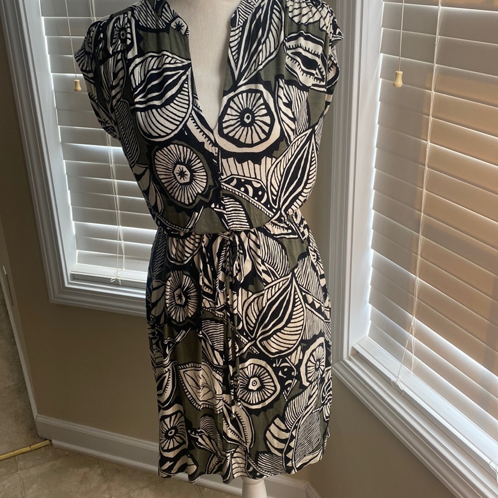Loft Small dress excellent Condition